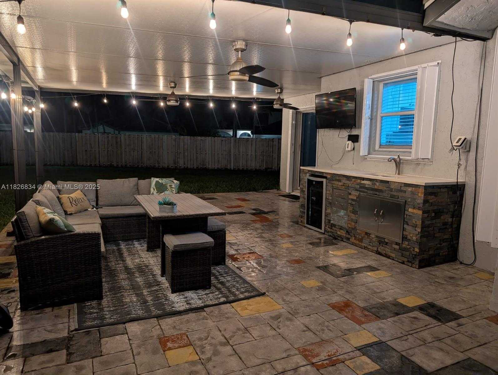 Small Image of 335 SOUTH WEST 183RD WAY, Pembroke Pines Number 37