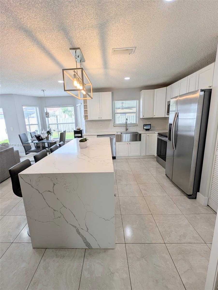 Small Image of 335 SOUTH WEST 183RD WAY, Pembroke Pines Number 5