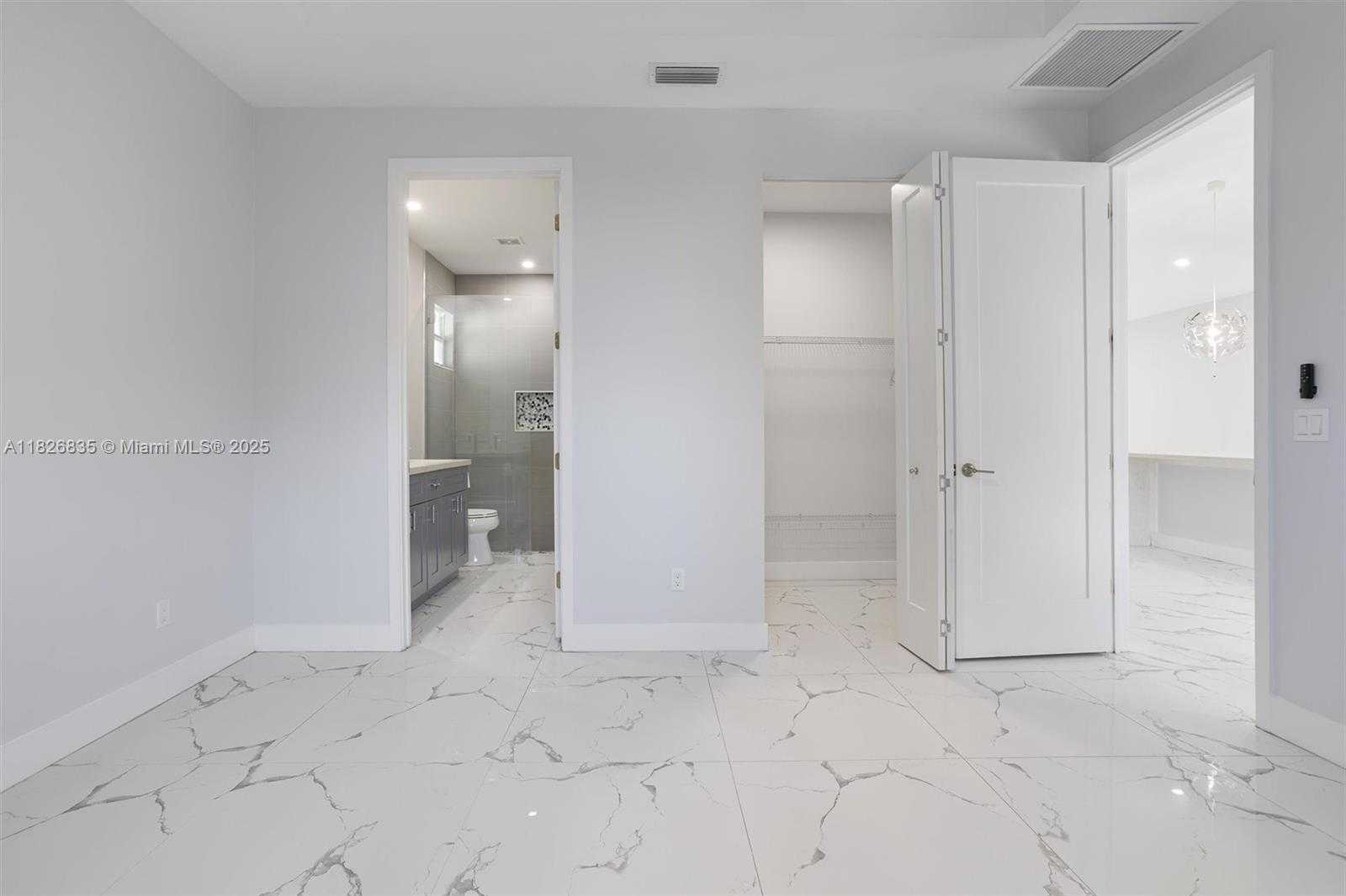 Small Image of 525 EL PRADO, West Palm Beach Number 12