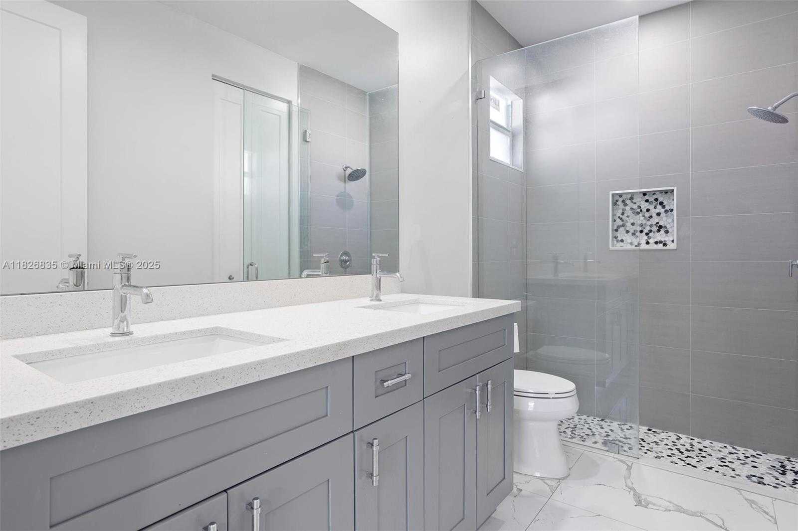 Small Image of 525 EL PRADO, West Palm Beach Number 13