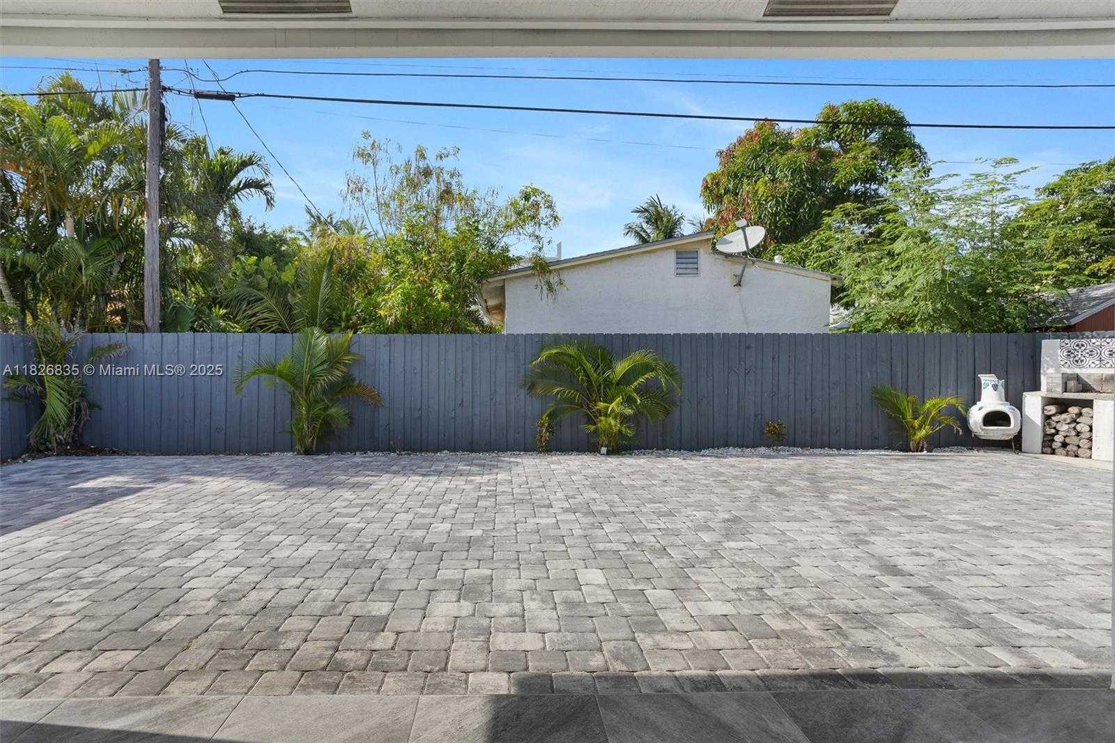 Small Image of 525 EL PRADO, West Palm Beach Number 21