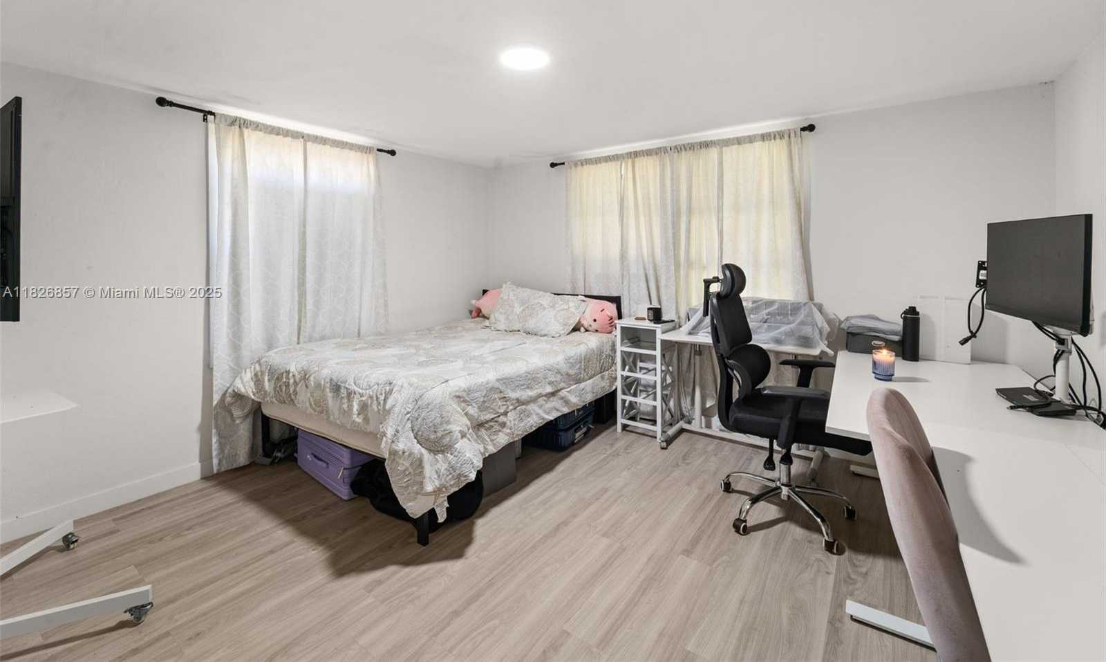 Small Image of 349 NORTH WEST 41ST ST, Miami Number 7