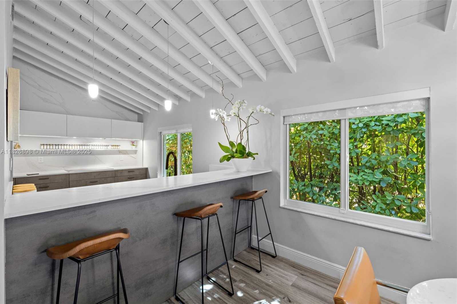 Small Image of 1903 FERDINAND ST, Coral Gables Number 11