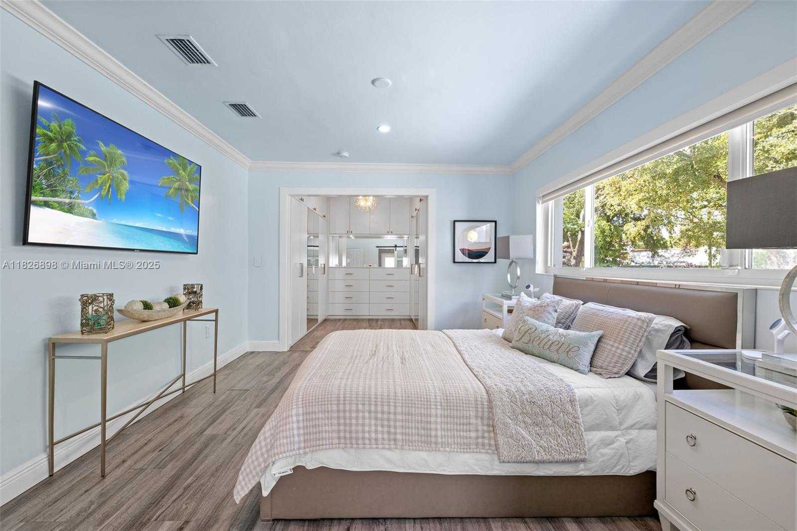 Small Image of 1903 FERDINAND ST, Coral Gables Number 18
