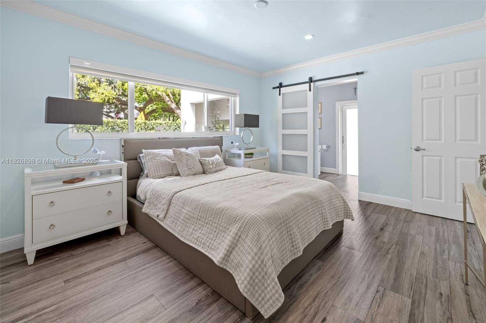 Small Image of 1903 FERDINAND ST, Coral Gables Number 19