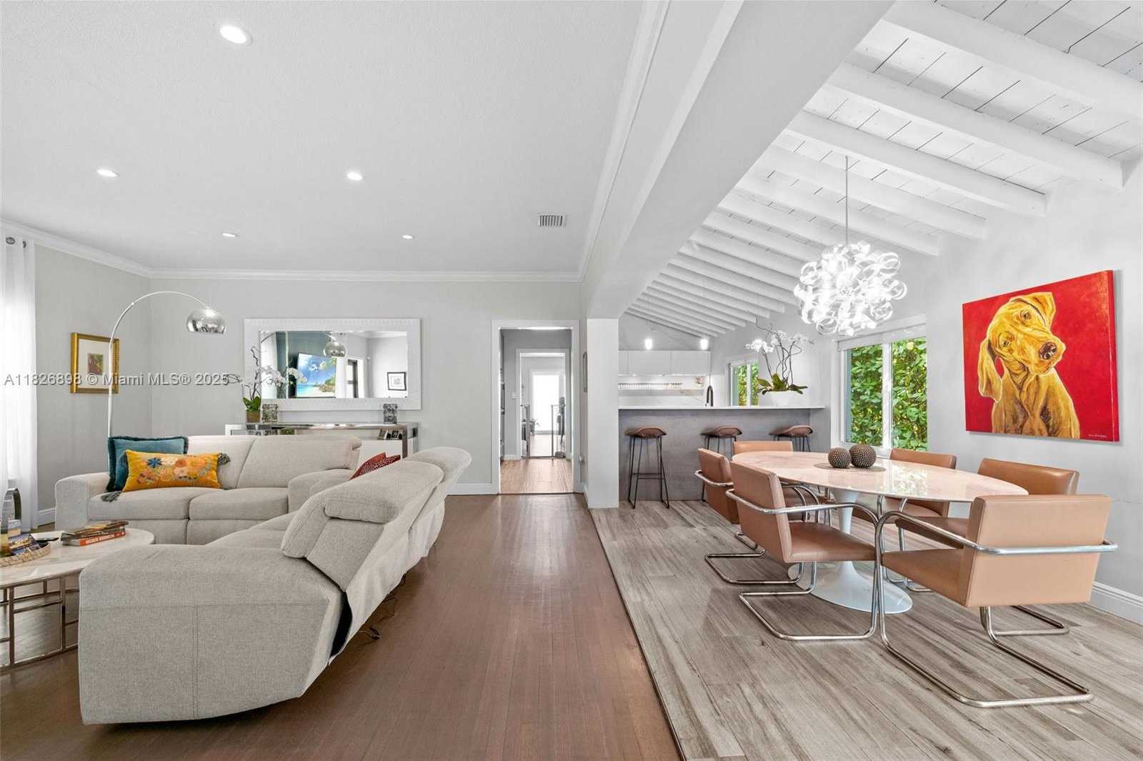 Small Image of 1903 FERDINAND ST, Coral Gables Number 7