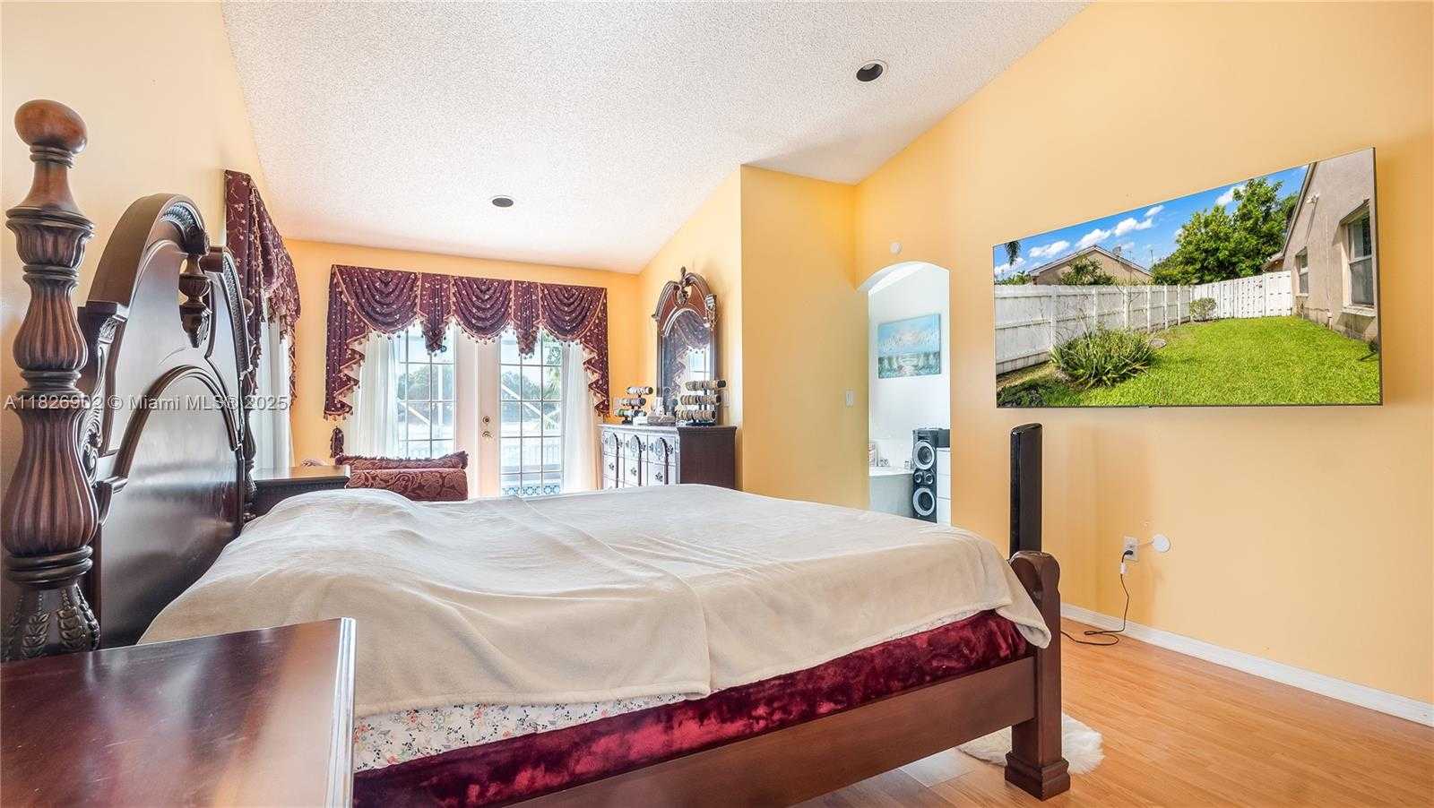 Small Image of 1720 SOUTH WEST 137TH WAY, Miramar Number 18