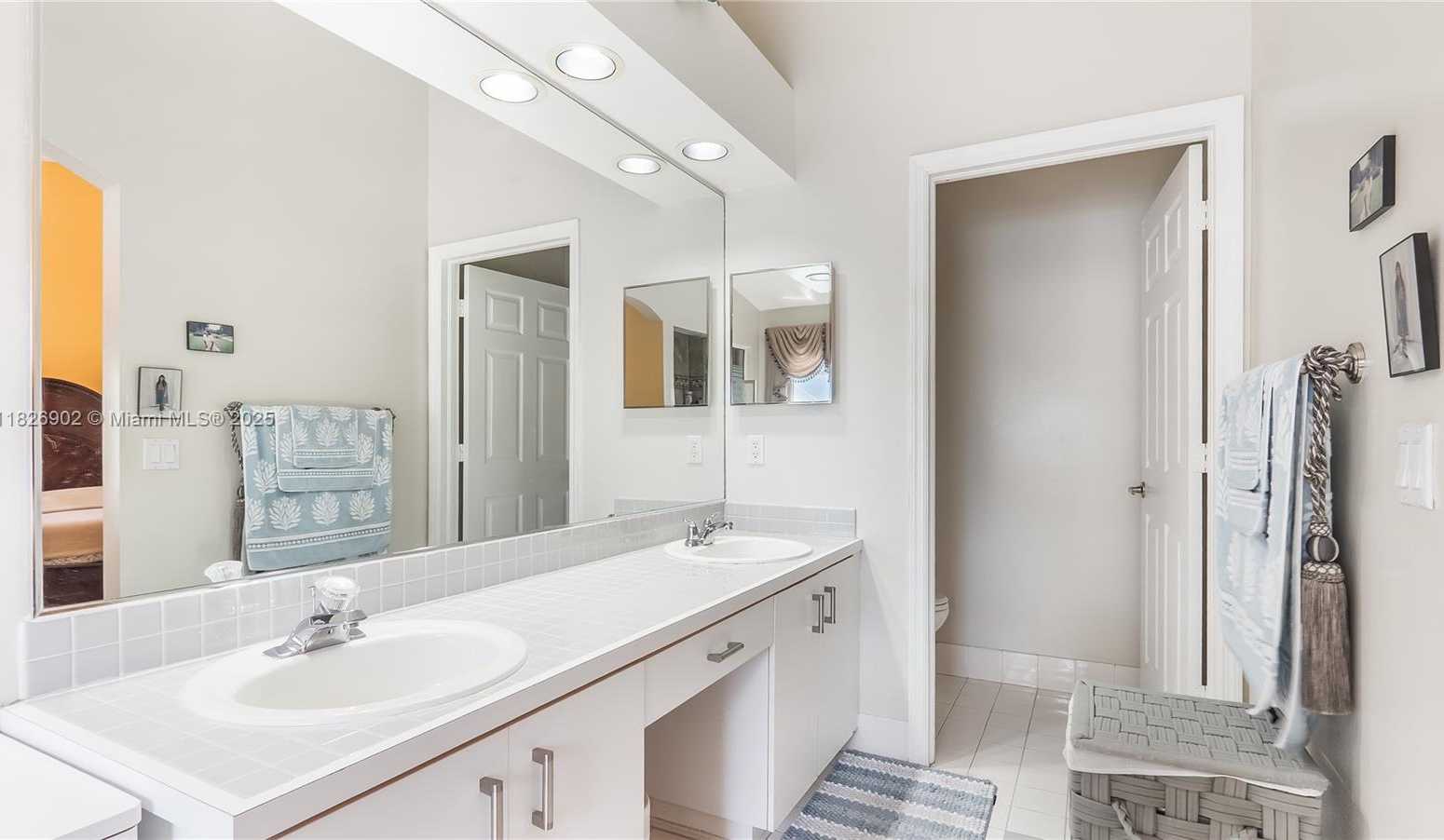 Small Image of 1720 SOUTH WEST 137TH WAY, Miramar Number 20