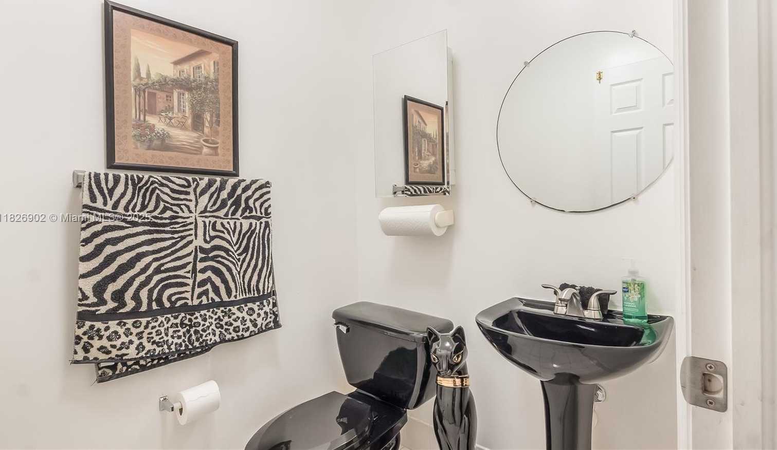 Small Image of 1720 SOUTH WEST 137TH WAY, Miramar Number 23