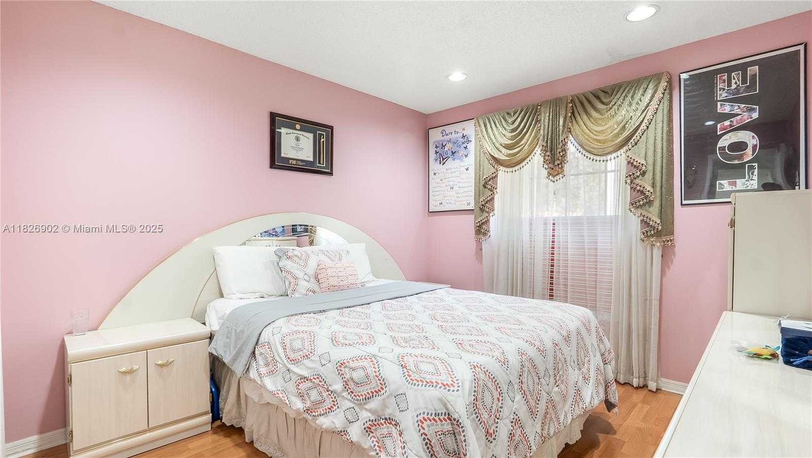 Small Image of 1720 SOUTH WEST 137TH WAY, Miramar Number 30