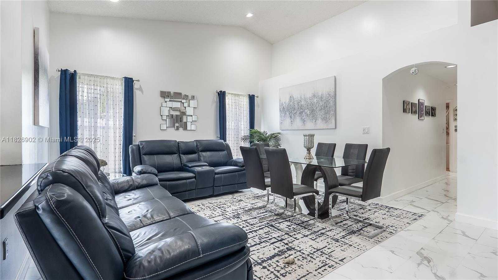 Small Image of 1720 SOUTH WEST 137TH WAY, Miramar Number 9
