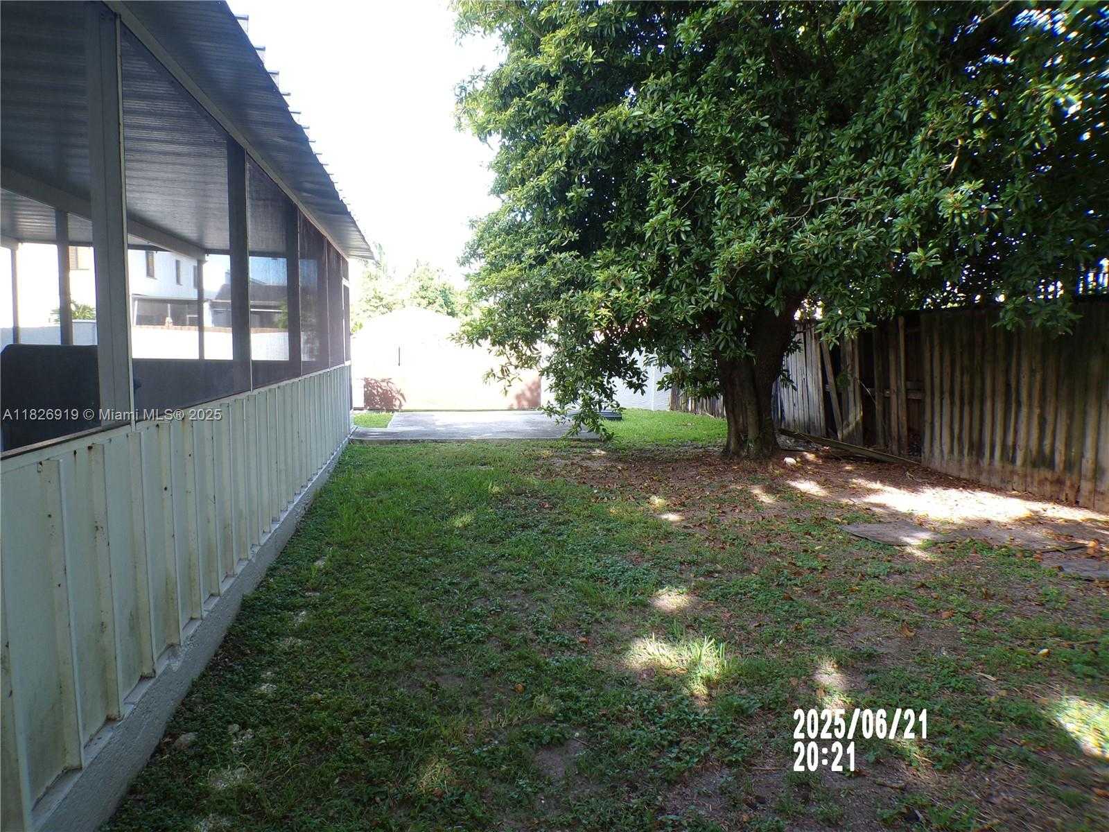 Small Image of 11900 SOUTH WEST 272ND TER, Homestead Number 44