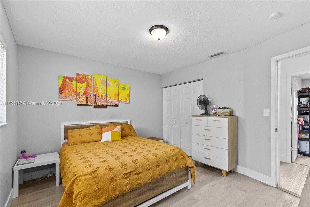 Small Image of 7307 SOUTH WEST 8TH ST, North Lauderdale Number 13