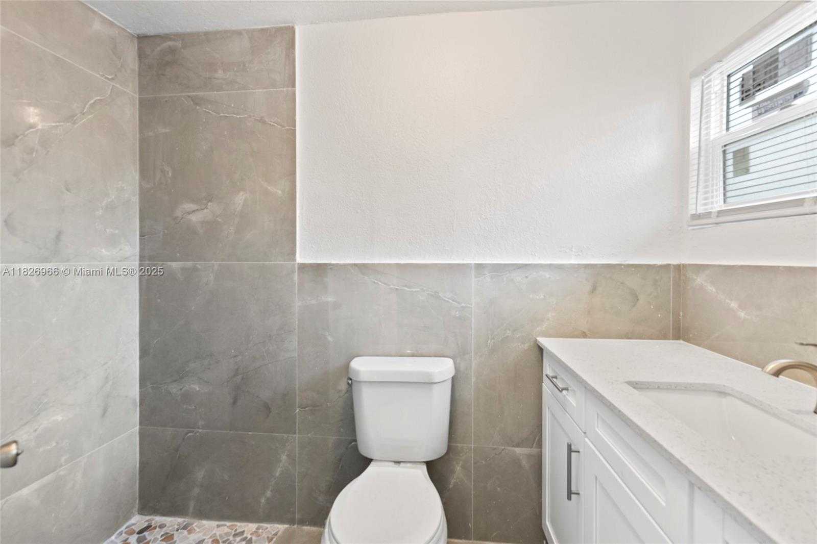 Small Image of 2506 HAVANA DR, Miramar Number 11
