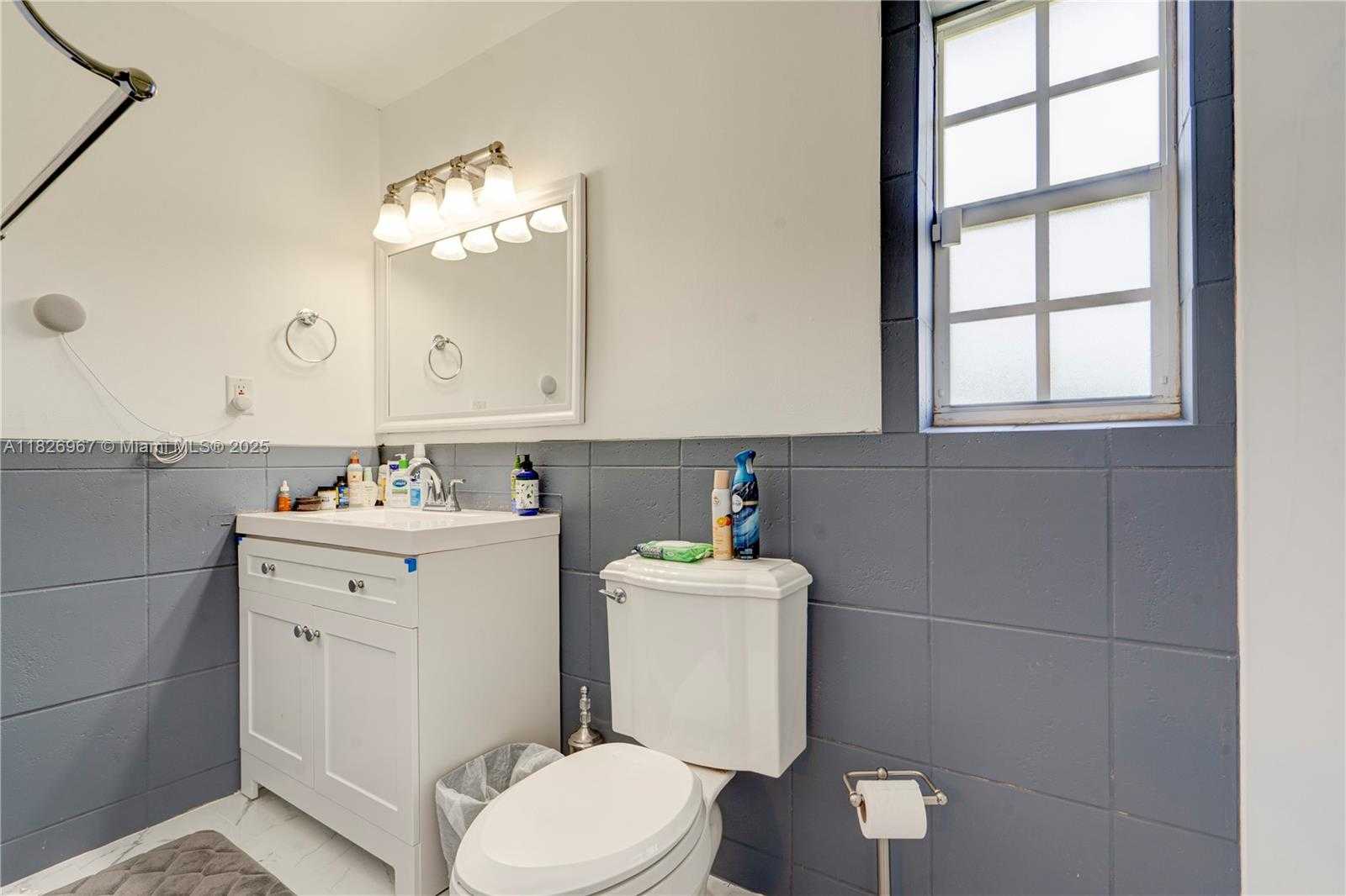 Small Image of 13645 NORTH WEST 3RD AVE, North Miami Number 24