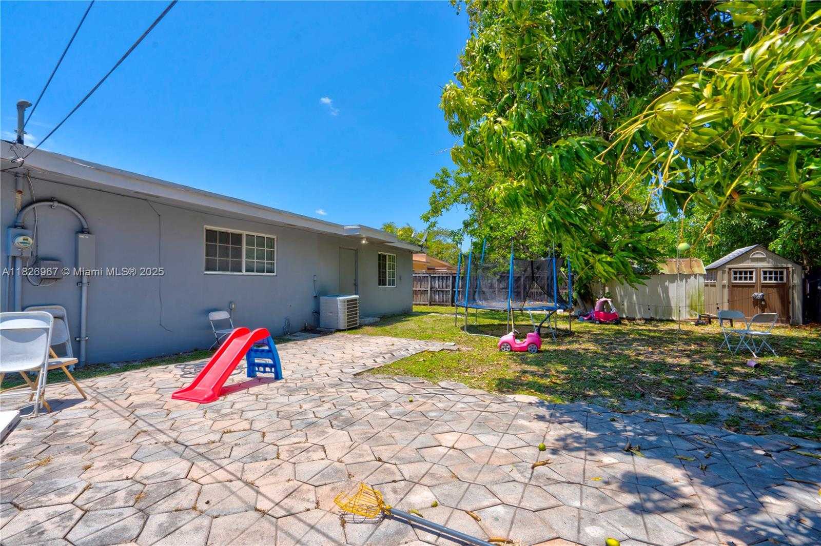 Small Image of 13645 NORTH WEST 3RD AVE, North Miami Number 35