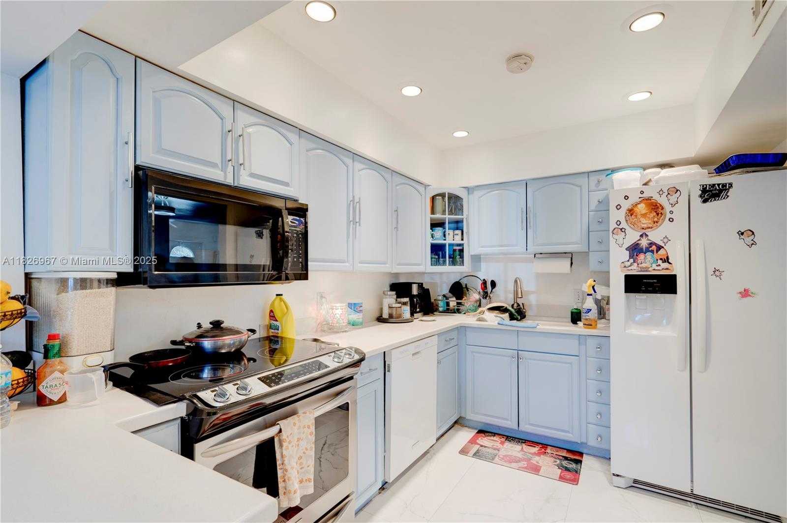 Small Image of 13645 NORTH WEST 3RD AVE, North Miami Number 6