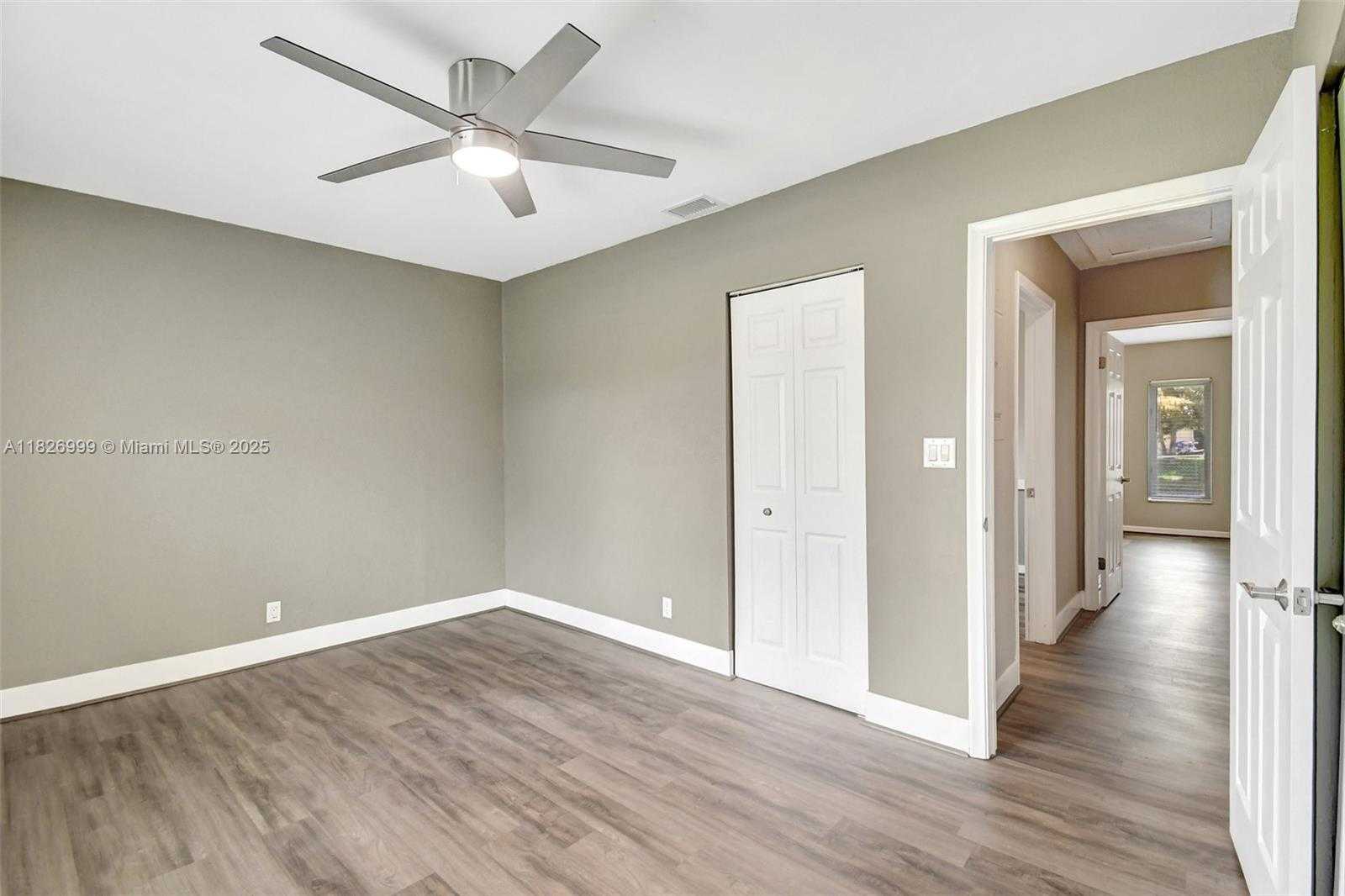 Small Image of 11120 NORTH WEST 26TH PL, Sunrise Number 20