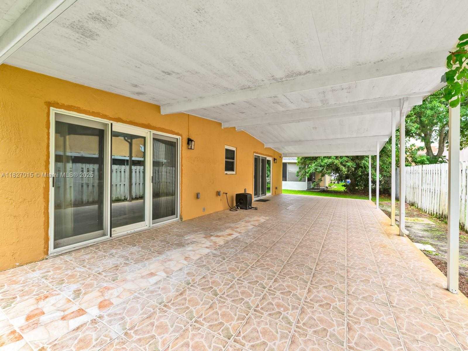 Small Image of 3131 JASPER WAY, Miramar Number 32