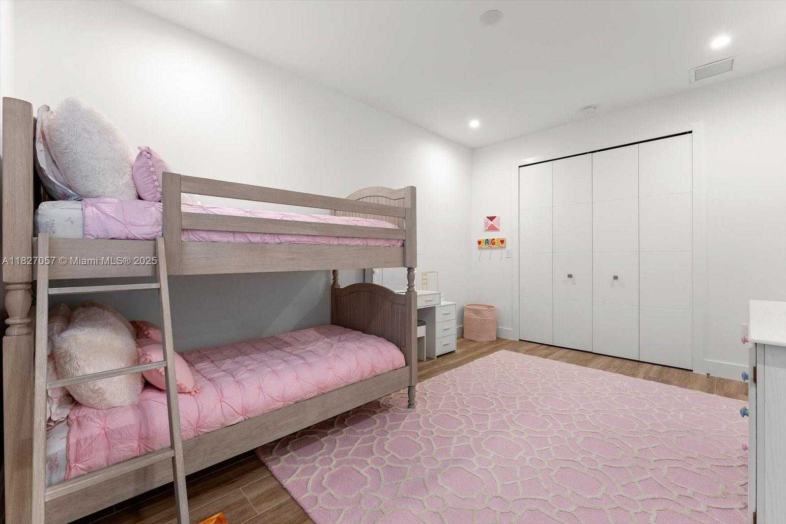 Small Image of 7931 SOUTH WEST 58TH AVE, South Miami Number 23