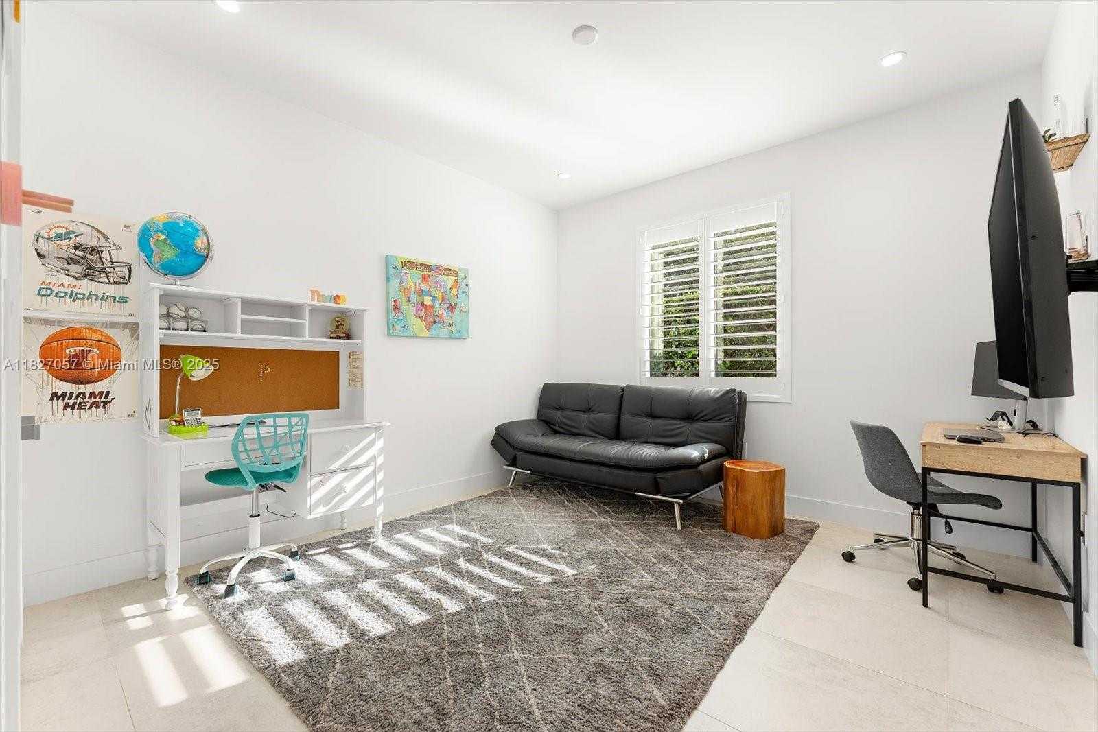 Small Image of 7931 SOUTH WEST 58TH AVE, South Miami Number 28