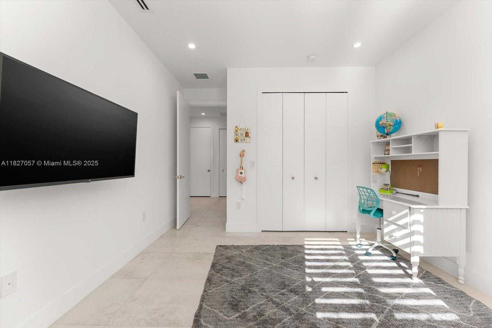 Small Image of 7931 SOUTH WEST 58TH AVE, South Miami Number 29