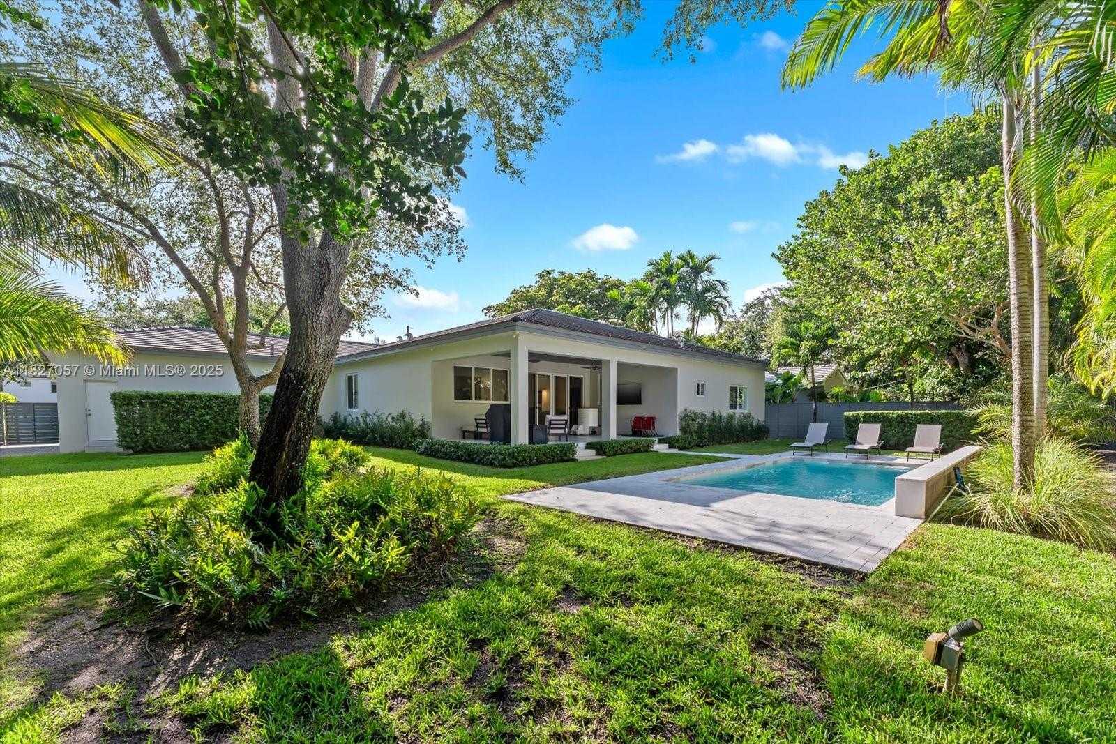 Small Image of 7931 SOUTH WEST 58TH AVE, South Miami Number 40