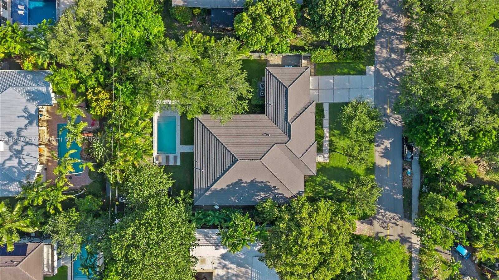 Small Image of 7931 SOUTH WEST 58TH AVE, South Miami Number 43