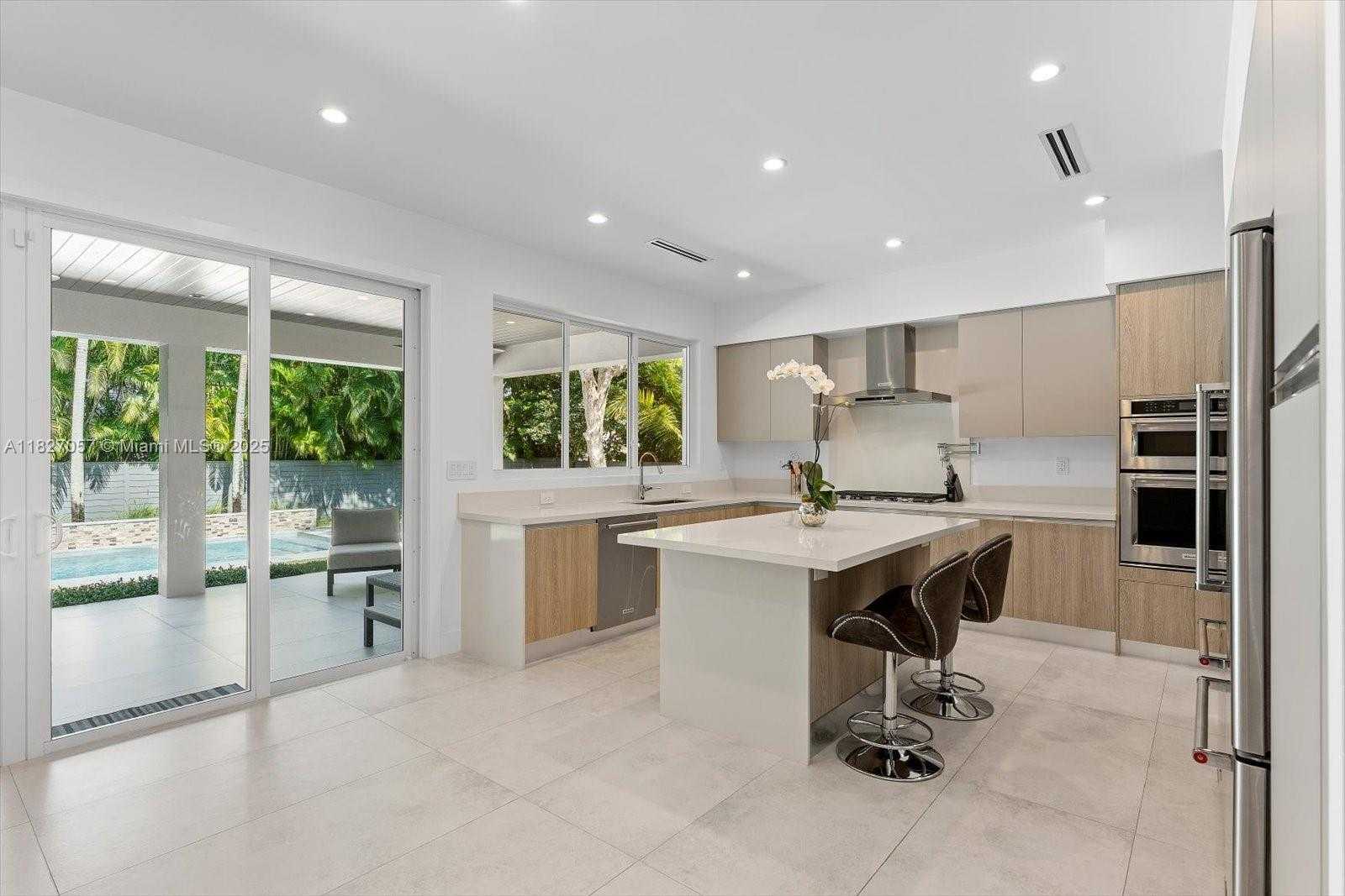 Small Image of 7931 SOUTH WEST 58TH AVE, South Miami Number 6