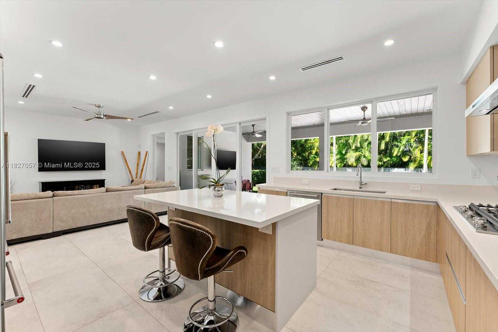 Small Image of 7931 SOUTH WEST 58TH AVE, South Miami Number 9