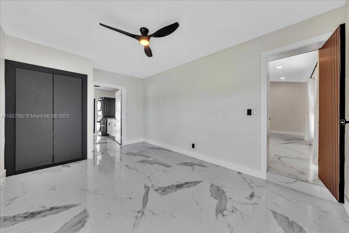 Small Image of 5890 SOUTH WEST 13TH ST, Plantation Number 30