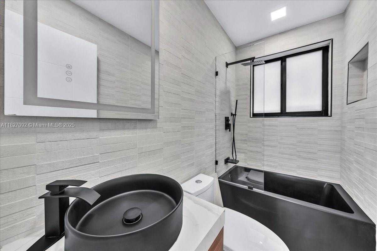 Small Image of 5890 SOUTH WEST 13TH ST, Plantation Number 35