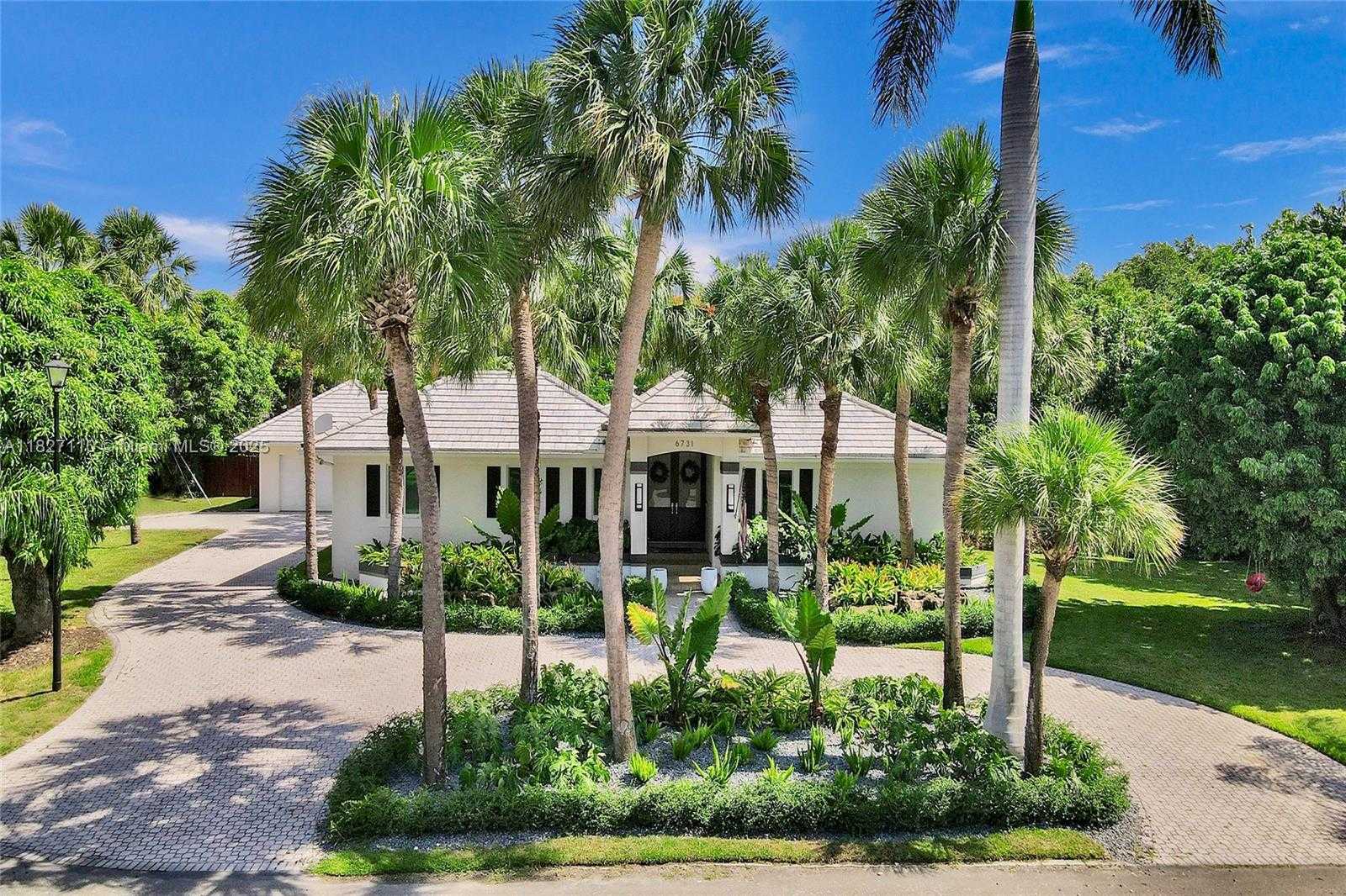 Small Image of 6731 SOUTH WEST 138TH ST, Palmetto Bay Number 2