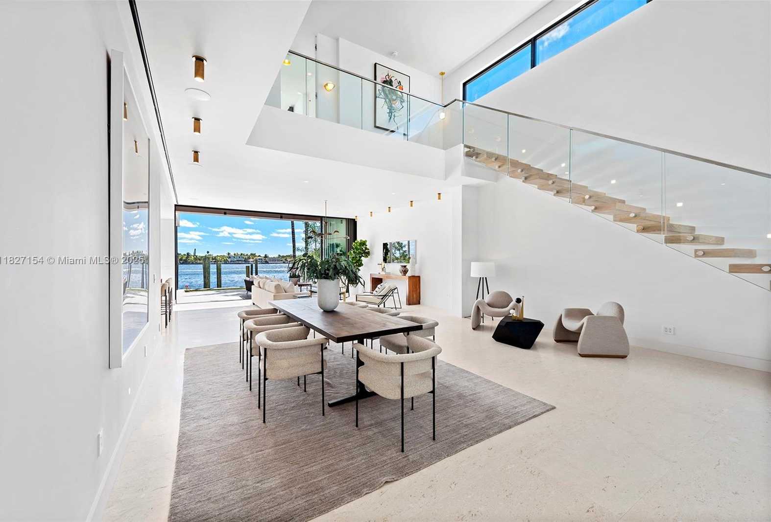 Small Image of 1510 STILLWATER DR, Miami Beach Number 10