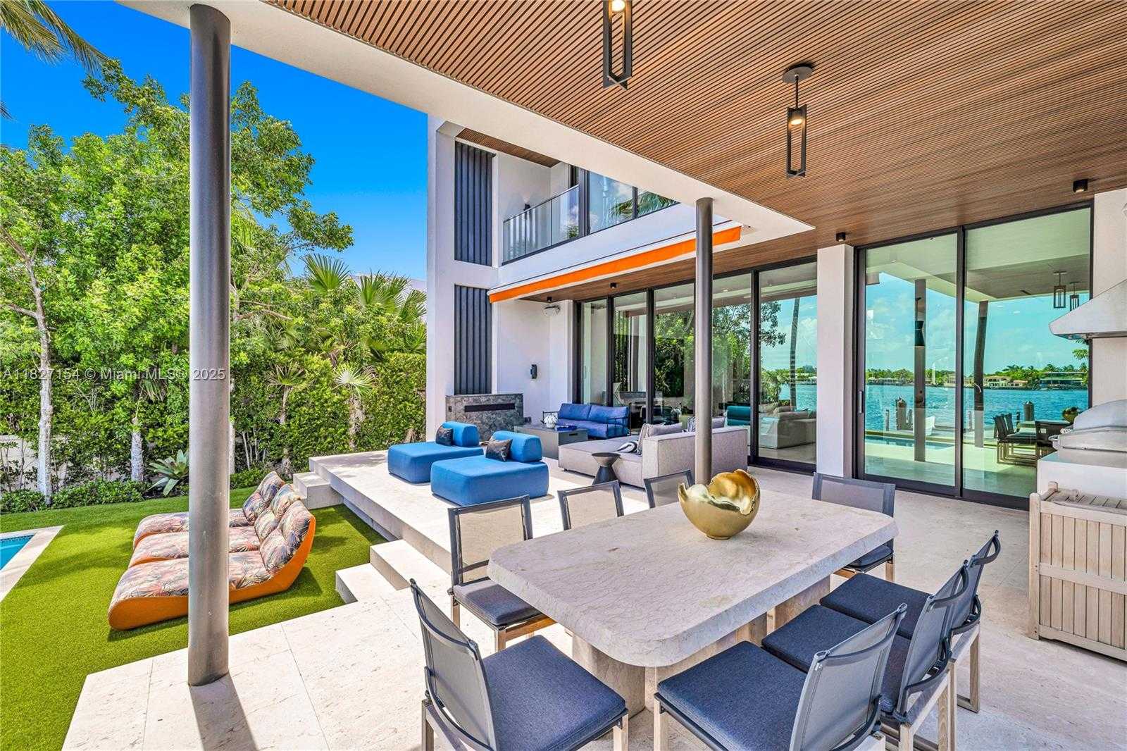 Small Image of 1510 STILLWATER DR, Miami Beach Number 40