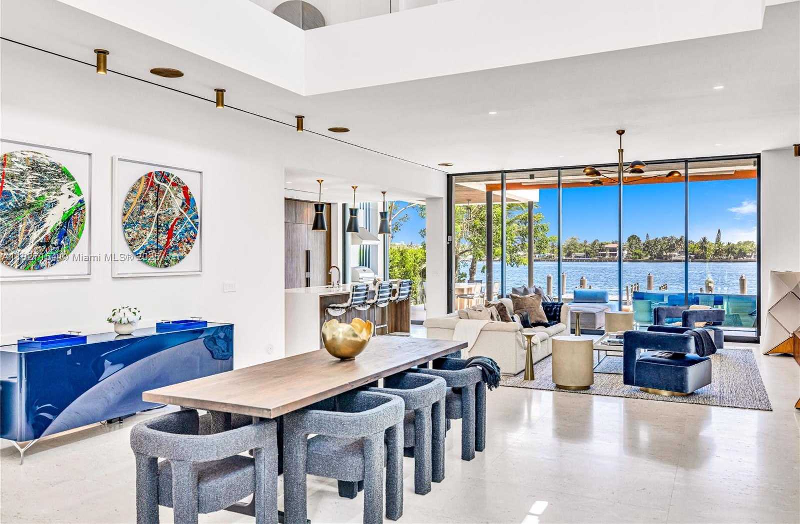 Small Image of 1510 STILLWATER DR, Miami Beach Number 43
