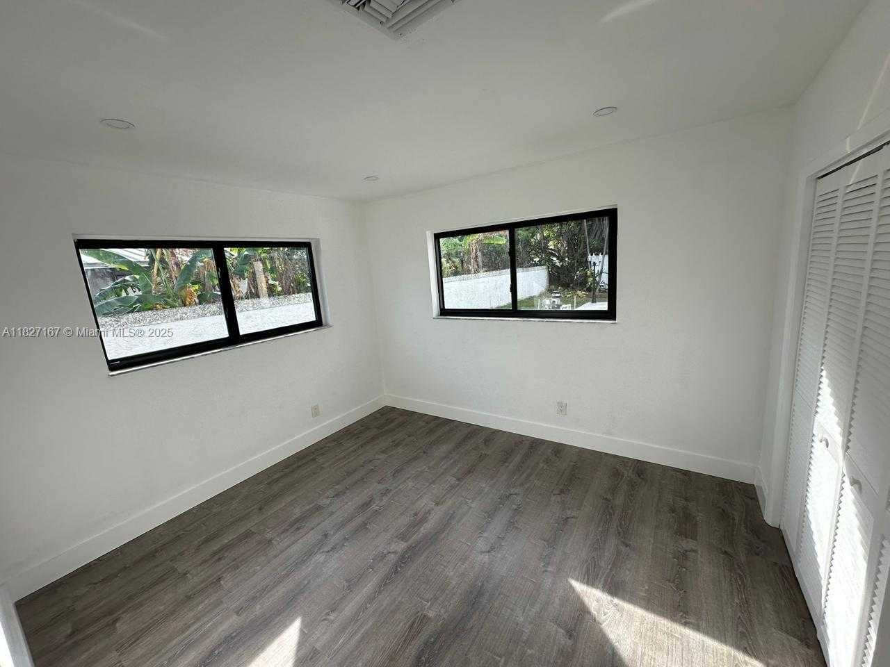 Small Image of 21410 NORTH EAST 24TH CT, Miami Number 25