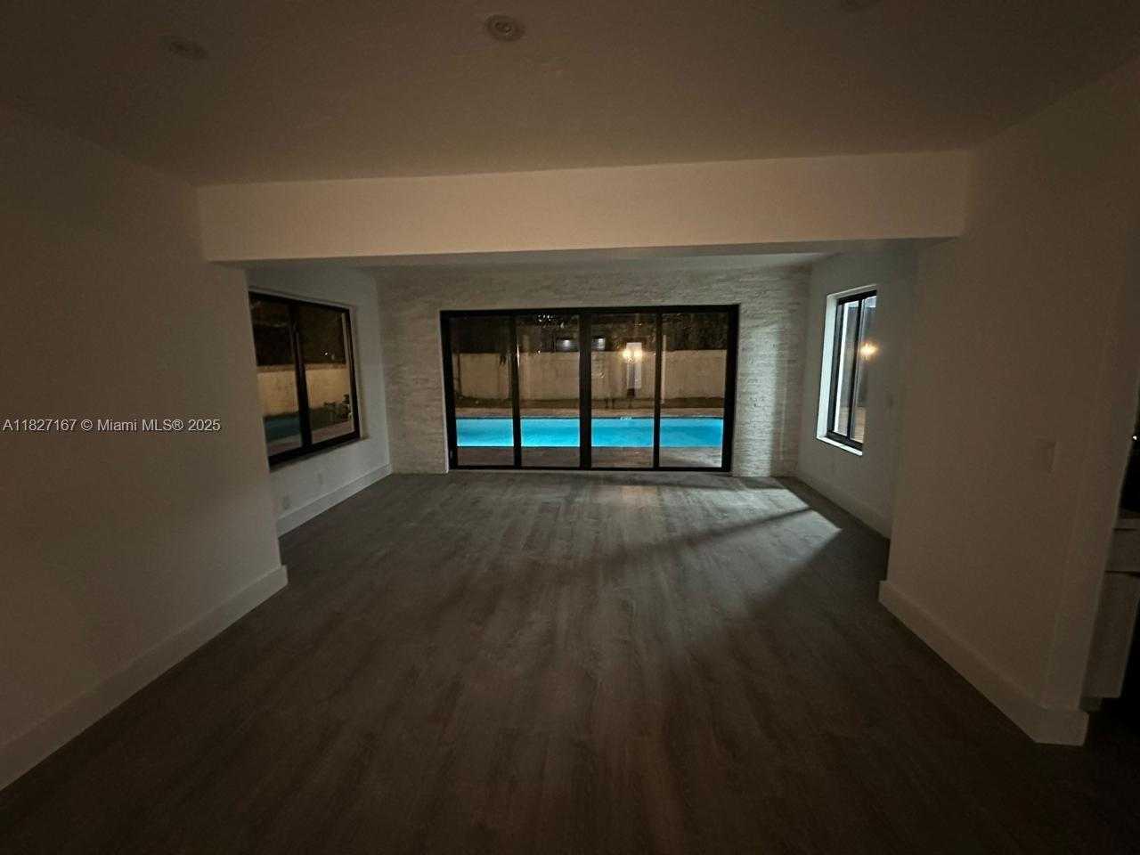 Small Image of 21410 NORTH EAST 24TH CT, Miami Number 40