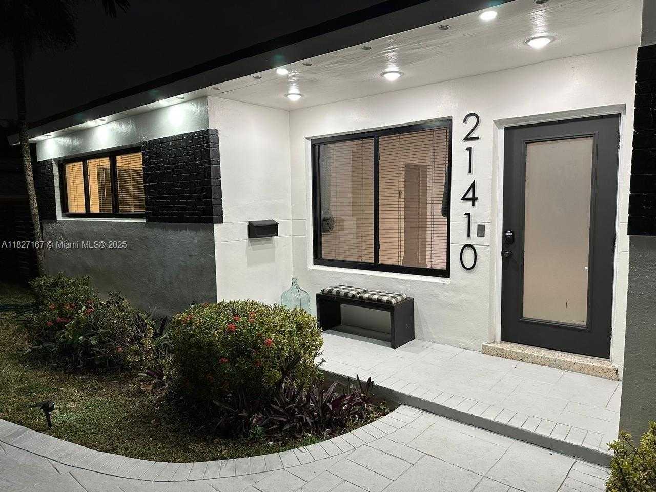 Small Image of 21410 NORTH EAST 24TH CT, Miami Number 8