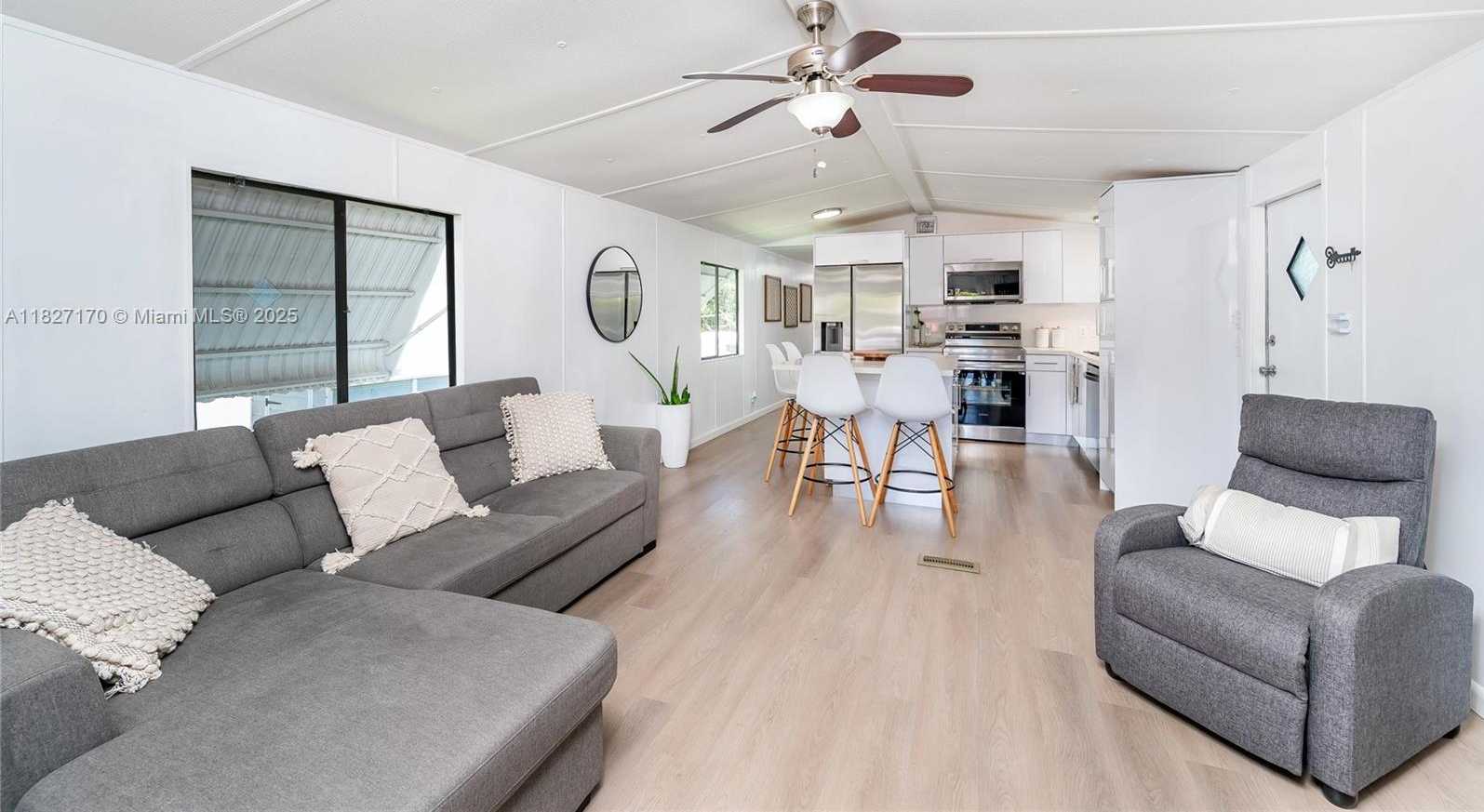 Small Image of 456 BOWIE LN, Key Largo Number 27