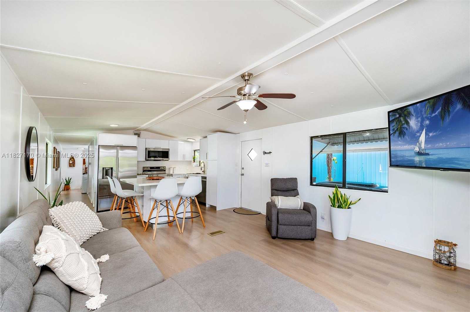 Small Image of 456 BOWIE LN, Key Largo Number 28