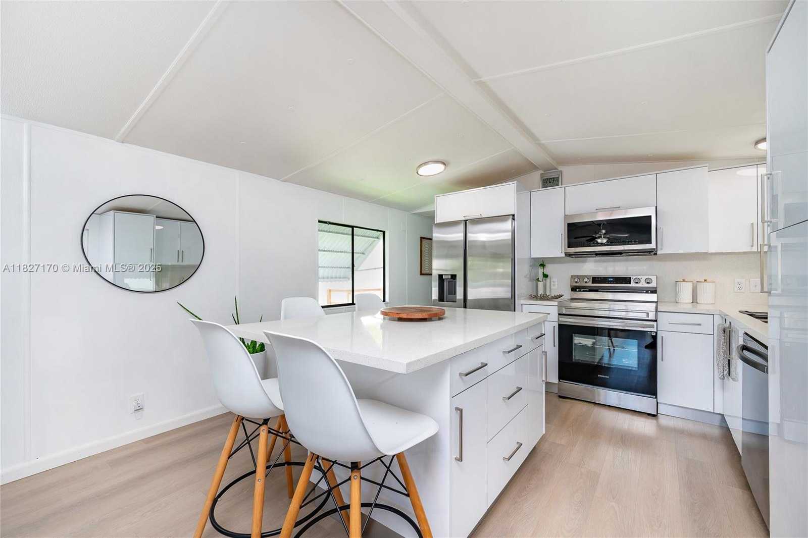 Small Image of 456 BOWIE LN, Key Largo Number 30