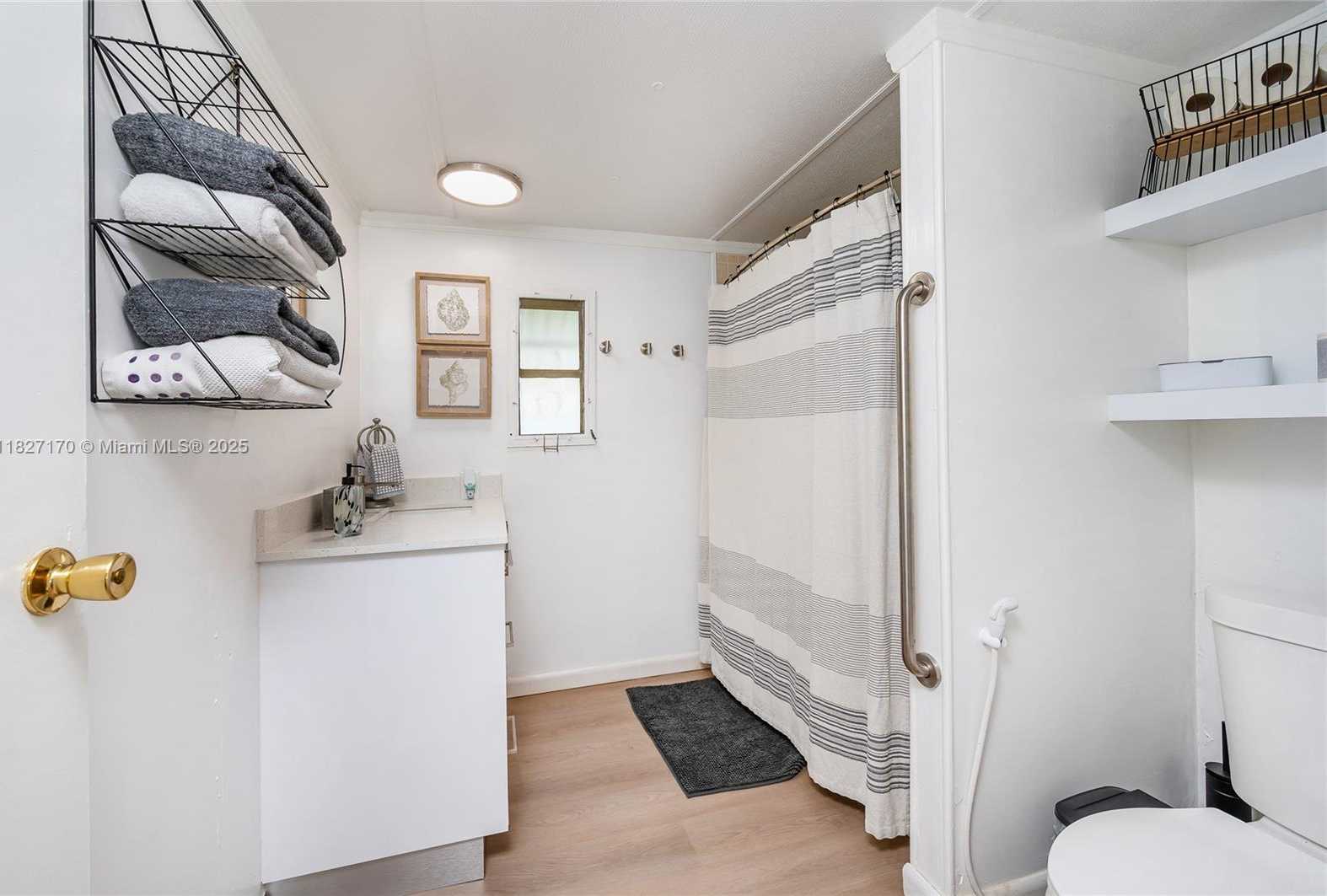 Small Image of 456 BOWIE LN, Key Largo Number 35
