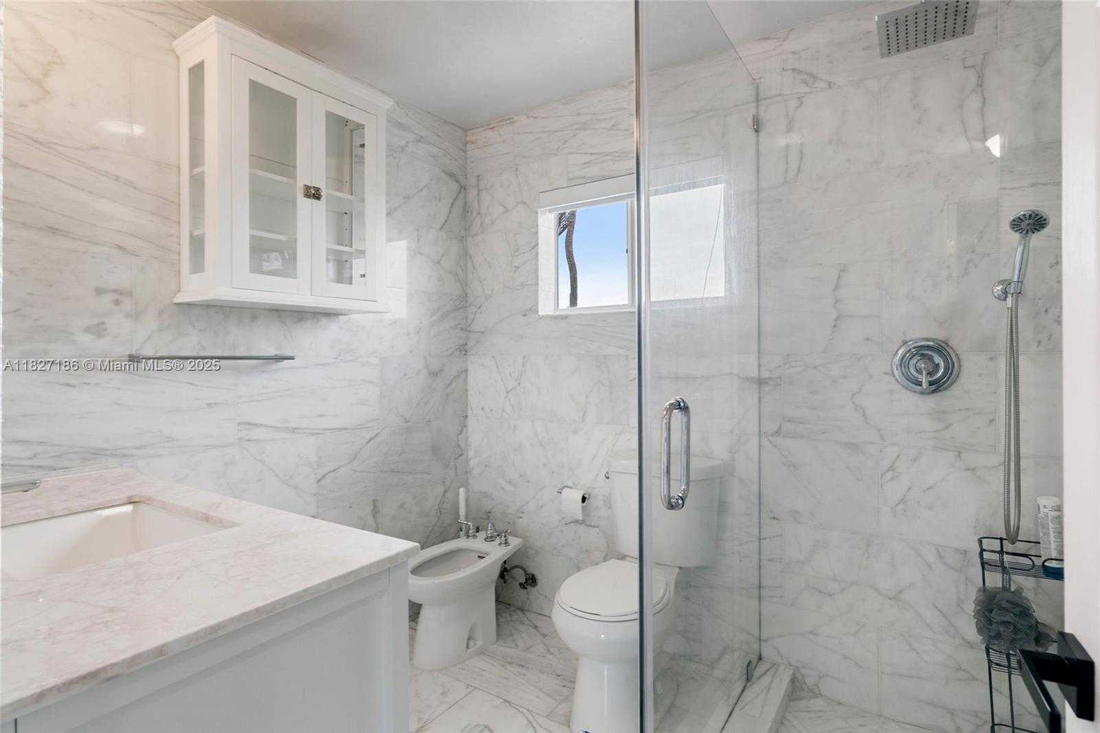 Small Image of 66 SEAGATE BLVD, Key Largo Number 9