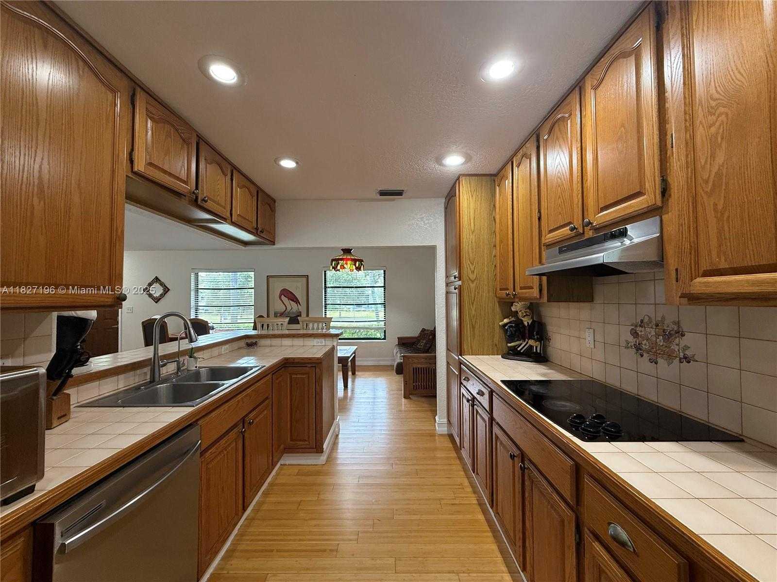 Small Image of 9321 SOUTH WEST 177TH ST, Palmetto Bay Number 15