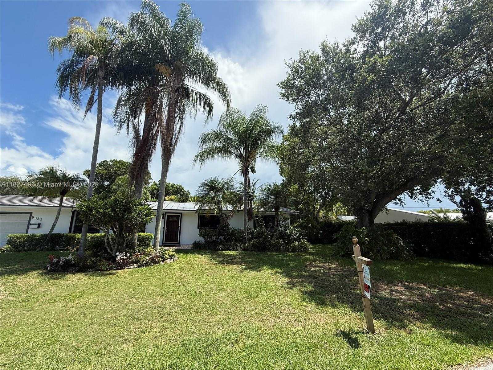 Small Image of 9321 SOUTH WEST 177TH ST, Palmetto Bay Number 29
