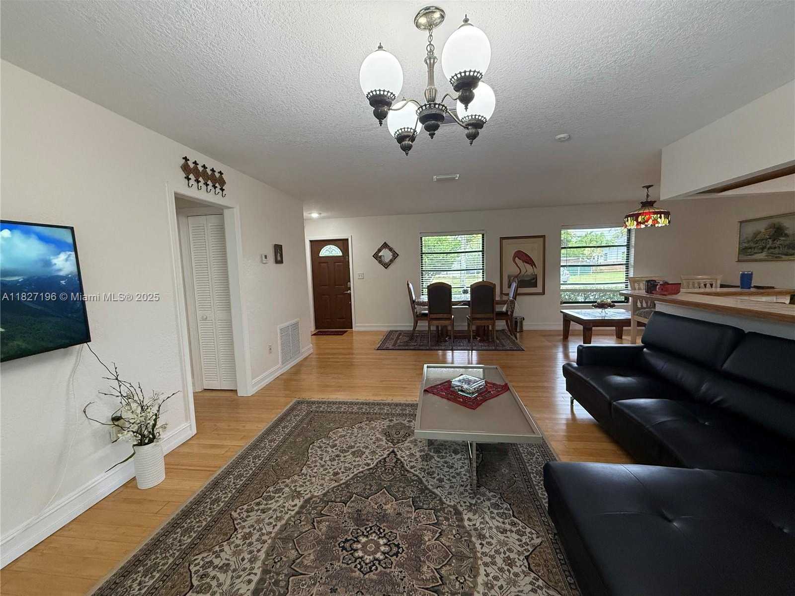 Small Image of 9321 SOUTH WEST 177TH ST, Palmetto Bay Number 4