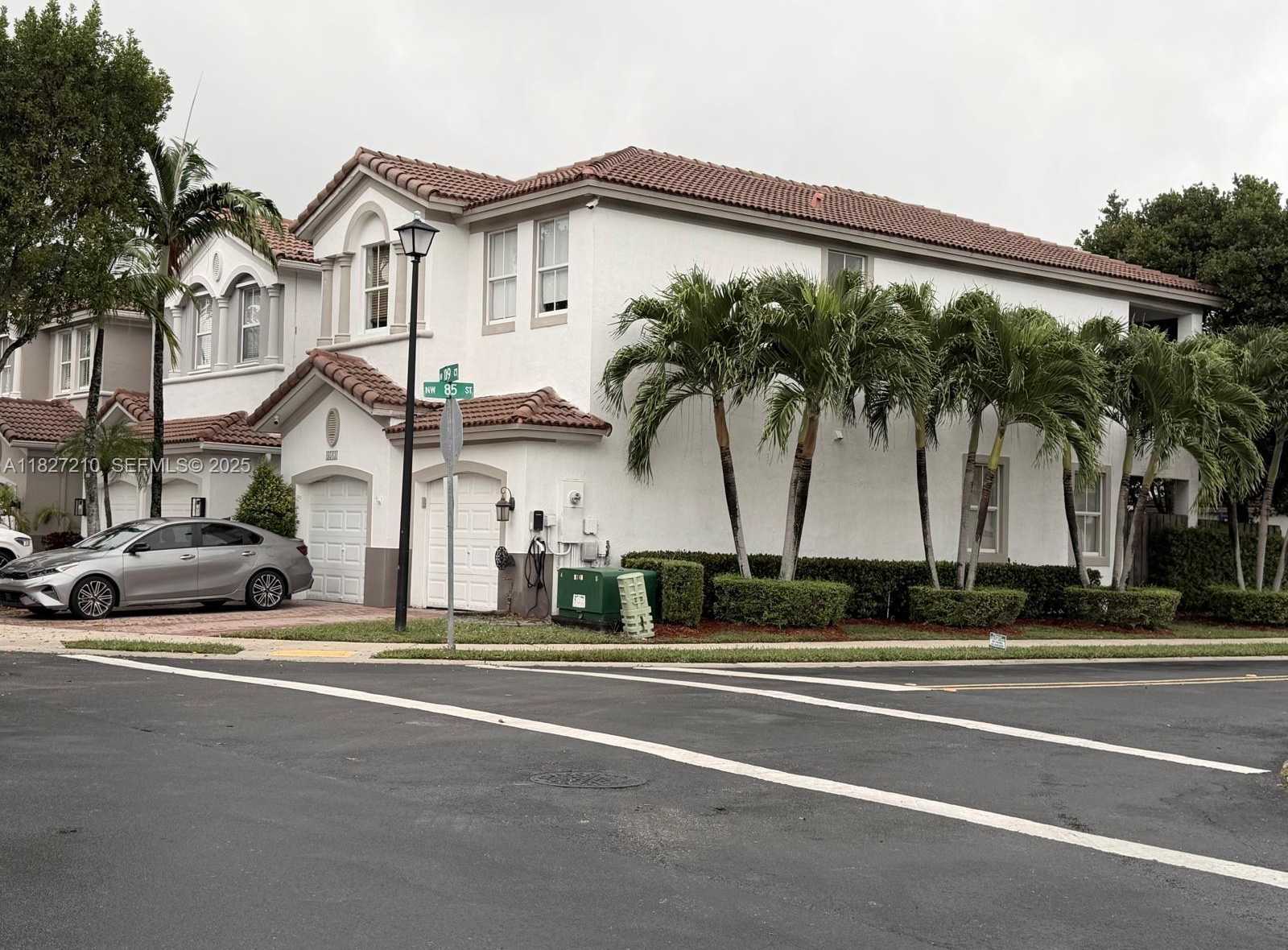 Small Image of 8513 NORTH WEST 109TH CT, Doral Number 2