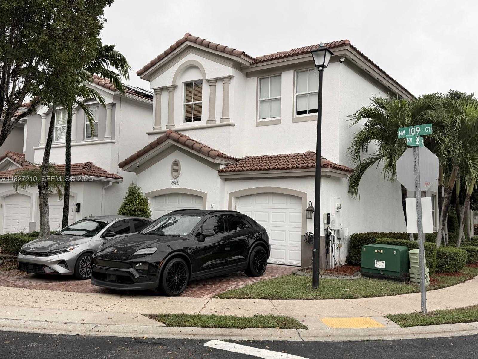 Small Image of 8513 NORTH WEST 109TH CT, Doral Number 3