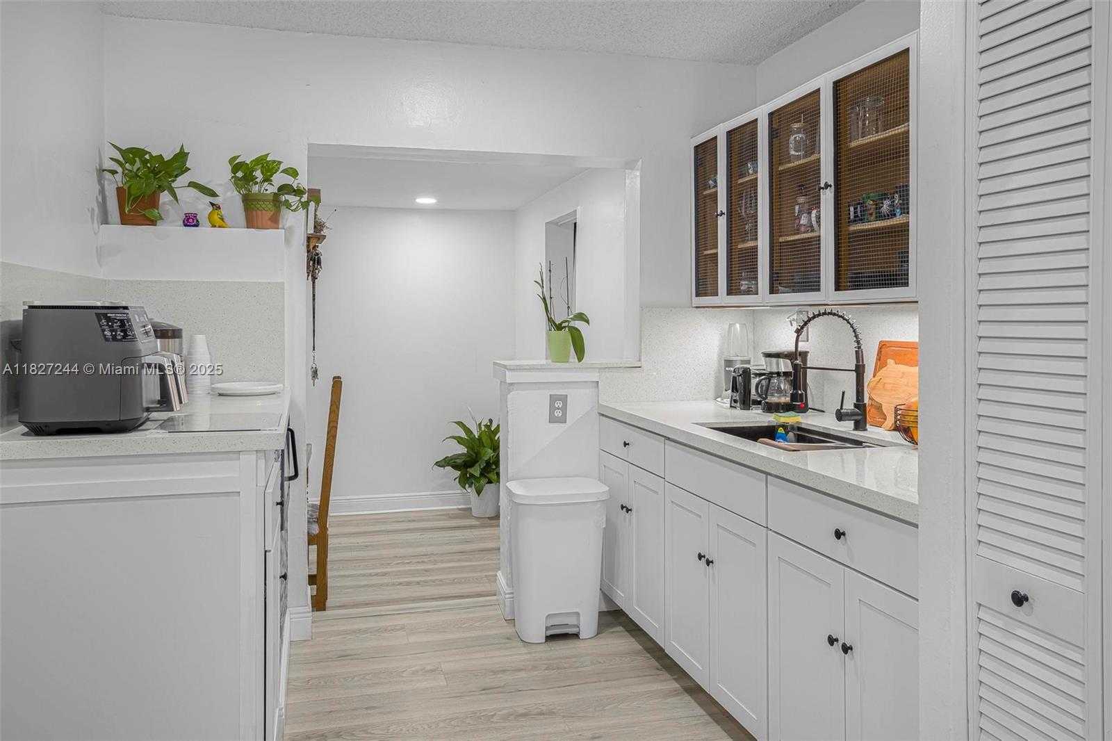 Small Image of 9365 JAMAICA DR, Cutler Bay Number 13